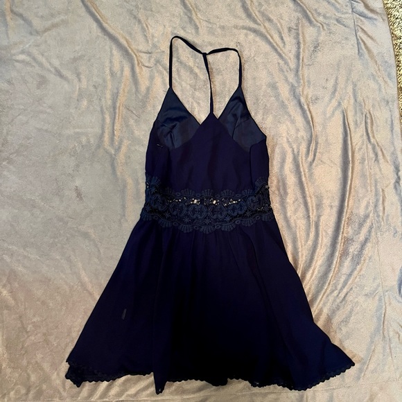 |4 for $20| 🤍CALS - lace and buttons mini dress - Picture 7 of 8